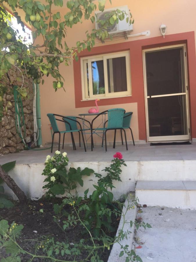 Domenica House Apartment Kondaraíni Exterior foto